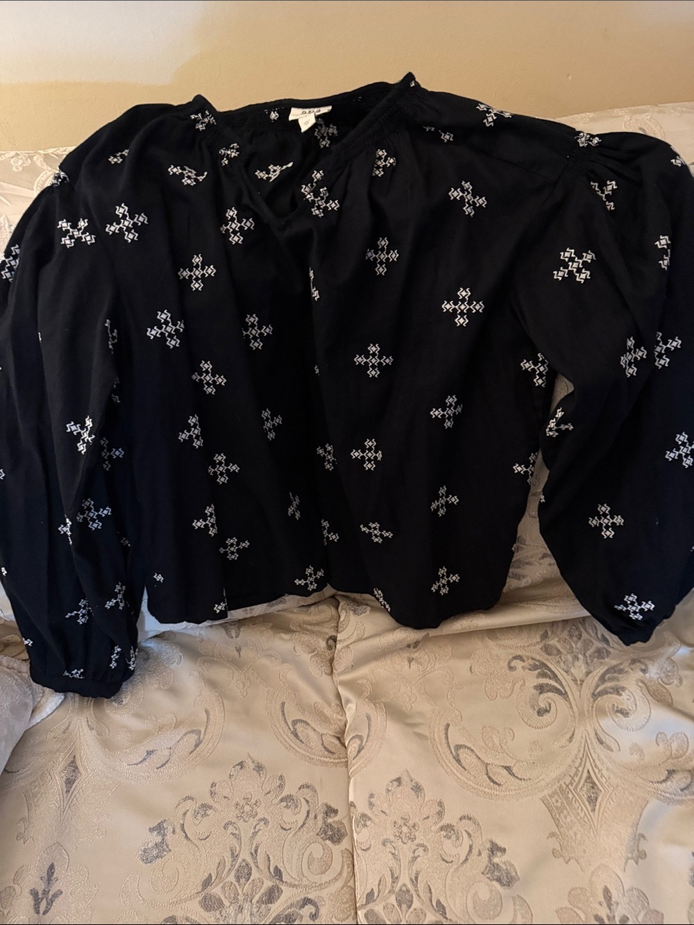 Anna Black Blouse with White Embroidered Motifs
